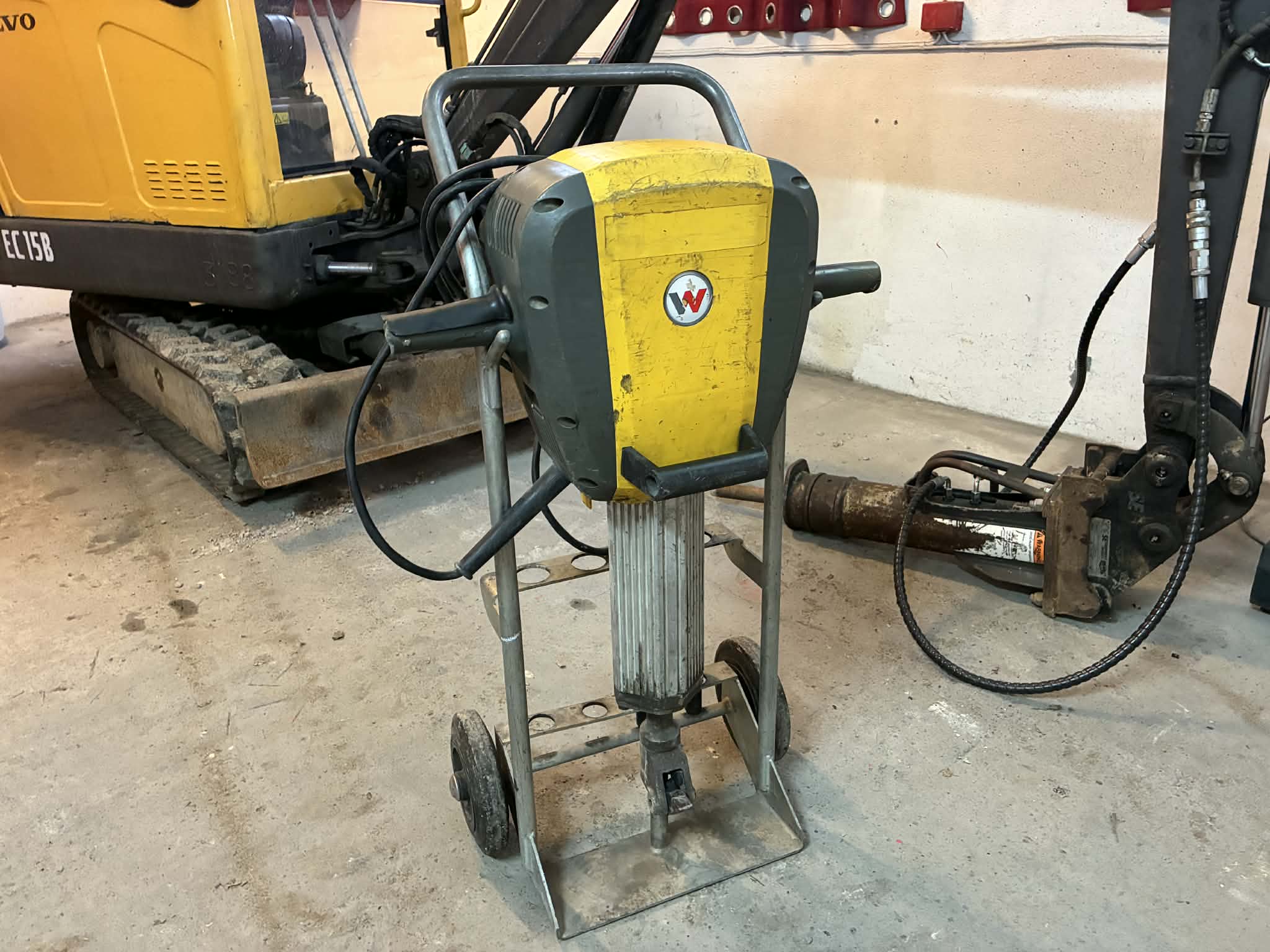 Wacker Neusson EH25/230 Pigghammer